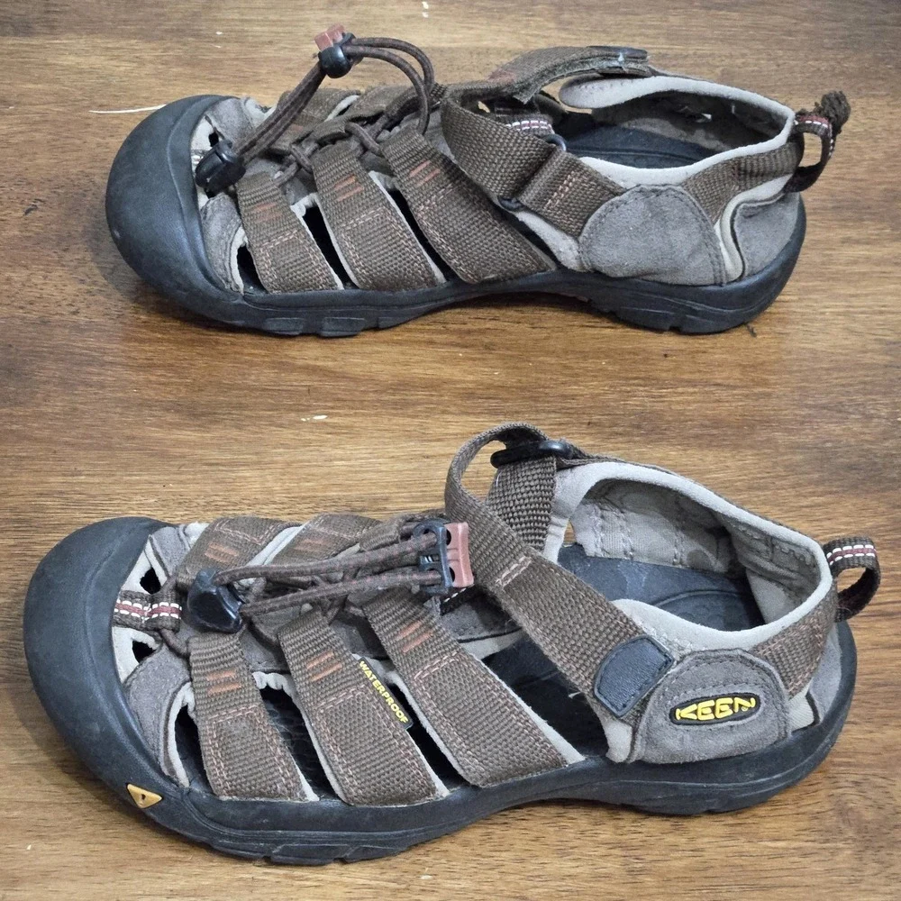 KEEN‎ NEWPORT Brown Hiking Sandals Size 3 Waterproof Outdoor Travel Shoes